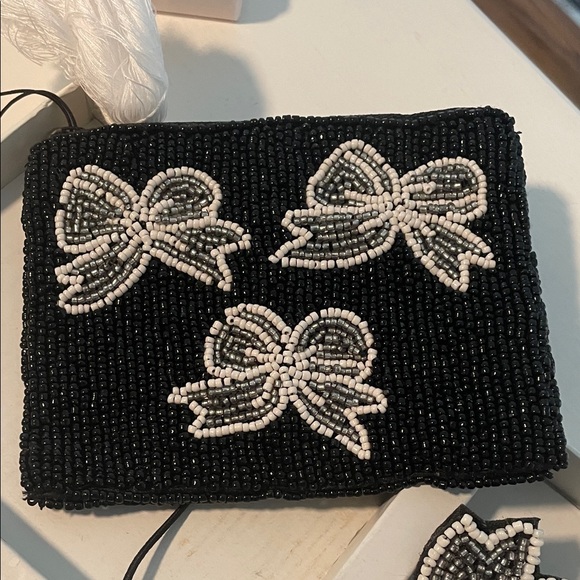 Rachel Zoe Black Gray and White Beaded Coin Purse and Charm/Key Chain Set - Picture 5 of 7